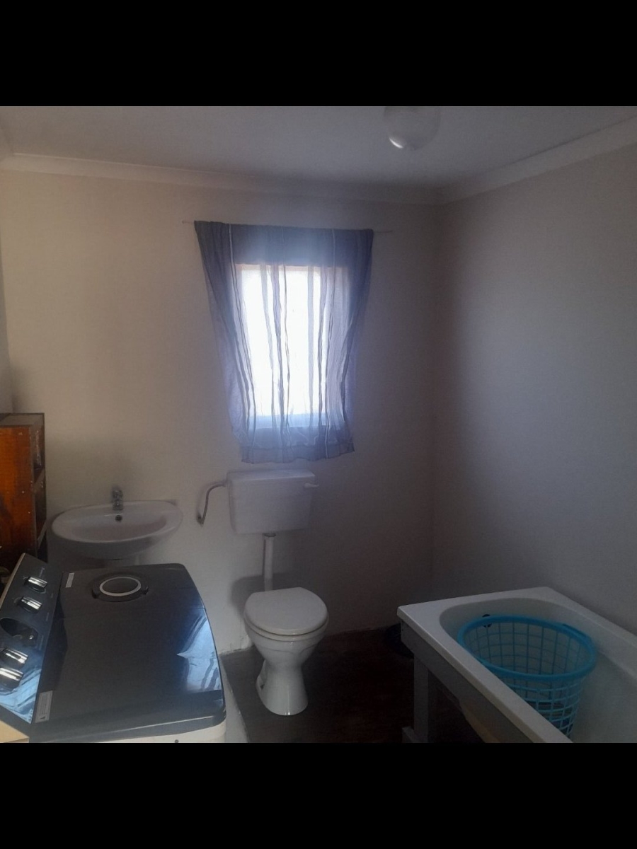 2 Bedroom Property for Sale in Albertinia Western Cape